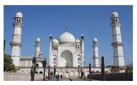 Which mughal emperor built this monument in memory of his wife?